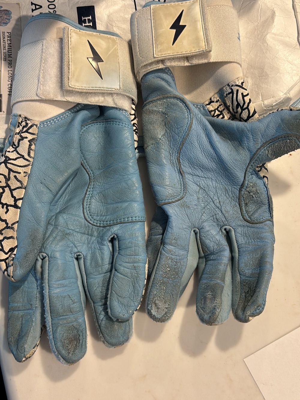 Bruce Bolt Lightning Logo Batting Gloves in White and Light Blue - Picture 2 of 2